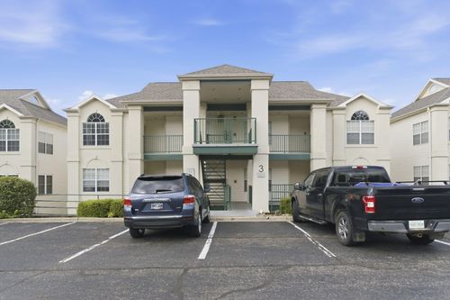 3-2-351 S Wildwood Dr, Branson, MO, 65616-3939 | Card Image