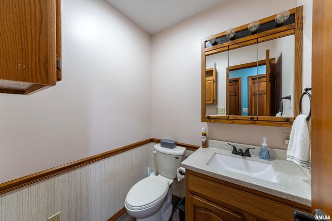 1803 Spring Garden Rd, House other with 3 bedrooms, 3 bathrooms and null parking in Marion IL | Image 24