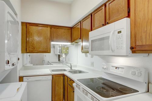 apt-57-8055 Cambridge St, Houston, TX, 77054-3032 | Card Image