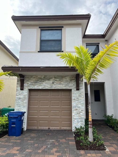 25556-25556 Sw 108th Ave, Homestead, FL, 33032-6352 | Card Image