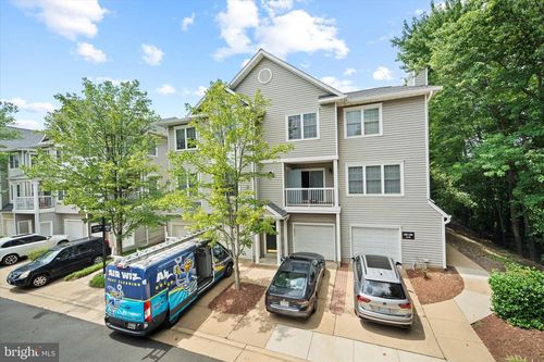 12892 Fair Briar Ln, FAIRFAX, VA, 22033-3856 | Card Image