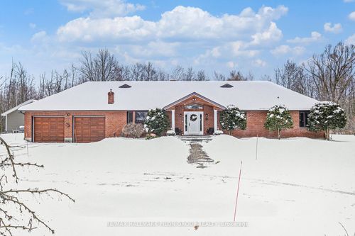 1717 Lakeshore Dr, Greely, ON, K4P1H1 | Card Image