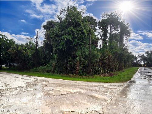 519 San Jose St, NORTH FORT MYERS, FL, 33903-2861 | Card Image