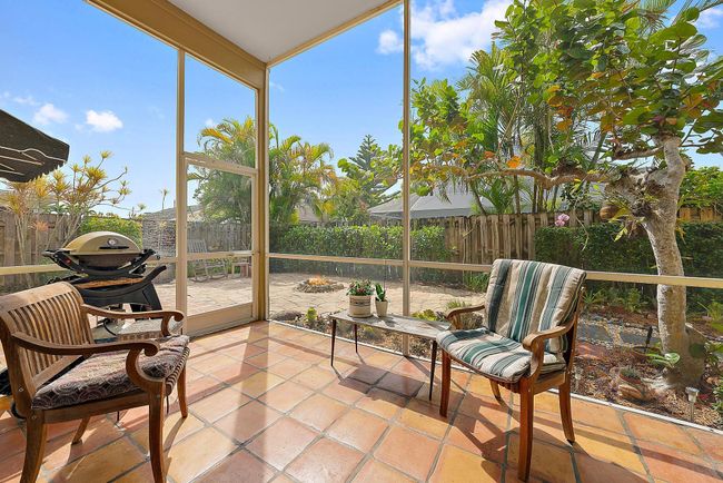 6238 Dania St, House other with 3 bedrooms, 2 bathrooms and null parking in Jupiter FL | Image 11