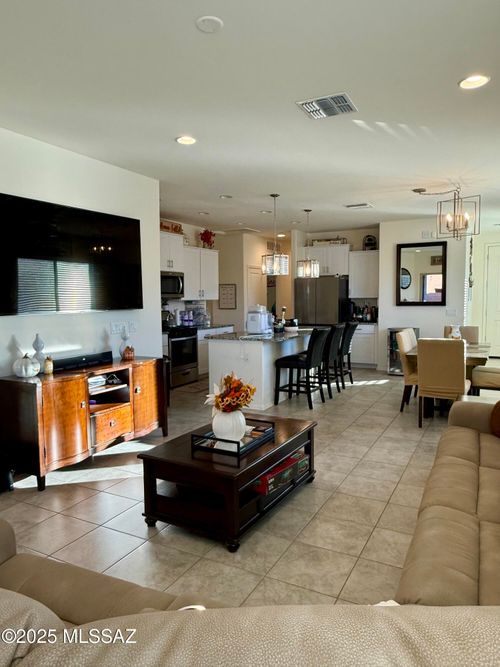 781 E Catwalk Place, Sahuarita, AZ, 85629 | Card Image