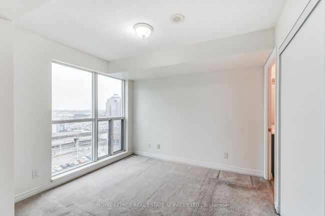 909 - 70 Town Centre Crt, Condo with 2 bedrooms, 2 bathrooms and 1 parking in Scarborough ON | Image 14