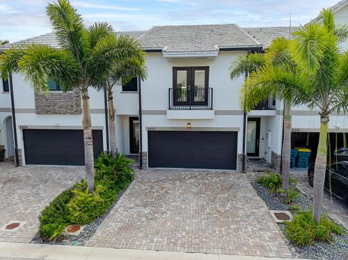 4507 E Aqua Bella Ln, Fort Lauderdale, FL, 33312-5651 | Card Image
