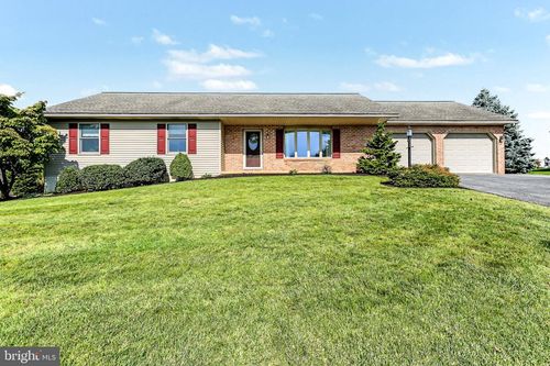 1089 Horseshoe Cir, LEBANON, PA, 17042-3903 | Card Image