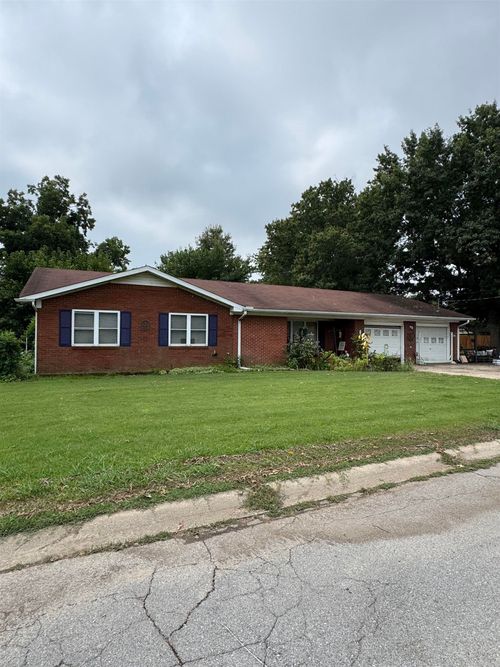 591 Valarie Ln, Piggott, AR, 72454-3404 | Card Image