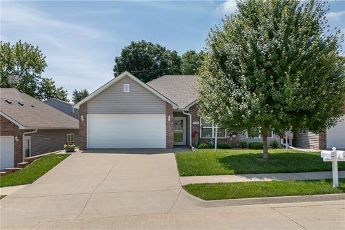 3726 Charles St, Saint Joseph, MO, 64506-3462 | Card Image