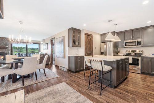 308-2420 Ski Trail Ln, Steamboat Springs, CO, 80487-2032 | Card Image