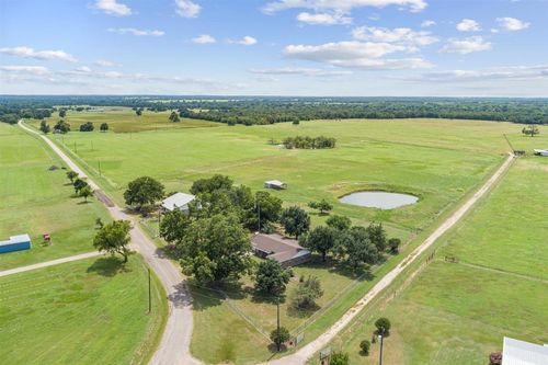 930 Lcr 724, Thornton, TX, 76687-2210 | Card Image