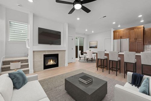 3093 Ne Nipper Dr, Bend, OR, 97701-3511 | Card Image