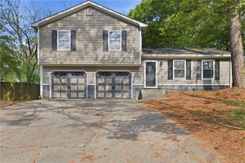 1169 Dustin Ct, Stone Mountain, GA, 30088-2933 | Card Image
