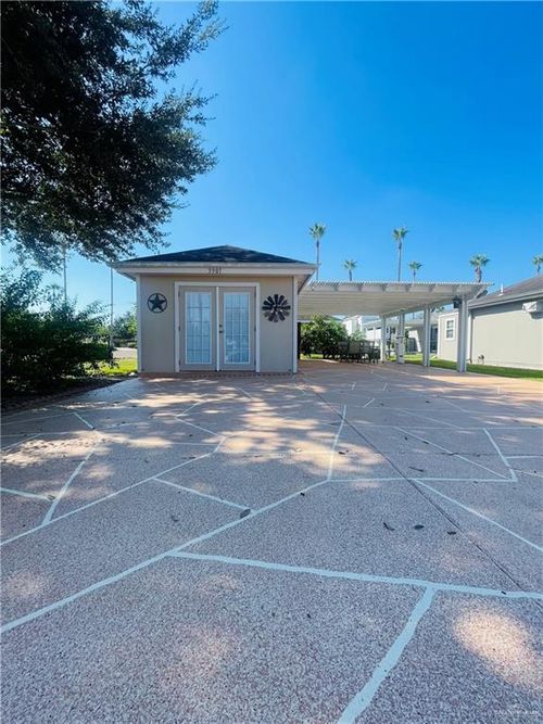 3907 Mallard Dr, Mission, TX, 78572-5033 | Card Image