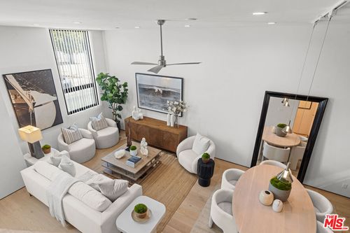 11702 Charnock Rd, Los Angeles, CA, 90066-2808 | Card Image