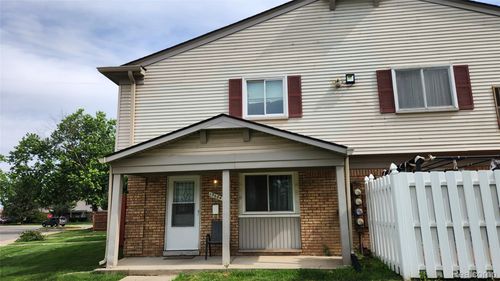 15684 Dupage Blvd, Taylor, MI, 48180-6022 | Card Image