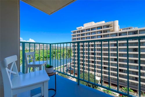 810-444 Kanekapolei St, Honolulu, HI, 96815-3038 | Card Image