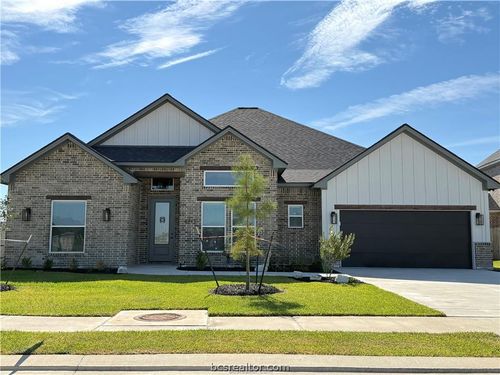 4213 Skylar Dr, College Station, TX, 77845-2253 | Card Image