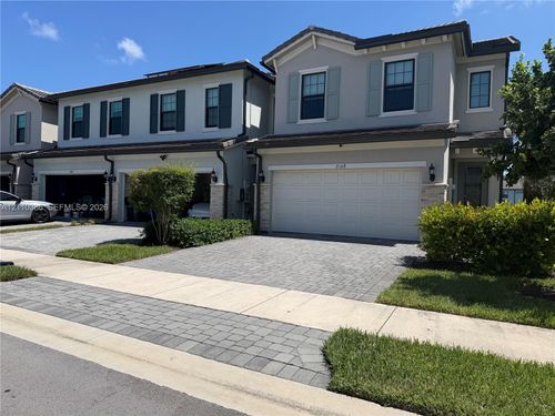 2162 Appleton Cir N, Oakland Park, FL, 33309-1007 | Card Image