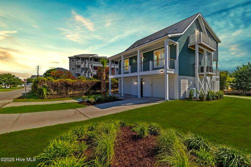300 Georgia Ave, Carolina Beach, NC, 28428-5860 | Card Image