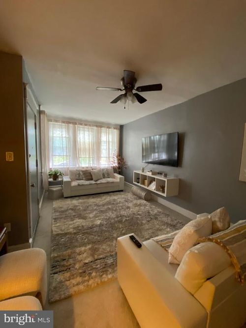 4443 Cottman Ave, PHILADELPHIA, PA, 19135-1205 | Card Image
