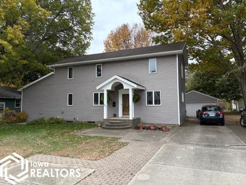 608 1st St Se, Belmond, IA, 50421-1402 | Card Image