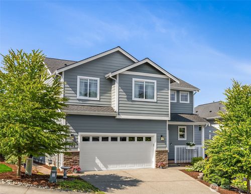 742 Freedom Ct Se, Port Orchard, WA, 98366-4519 | Card Image