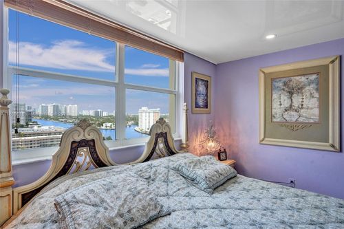 apt-1402-1833 S Ocean Dr, Hallandale Beach, FL, 33009-4965 | Card Image