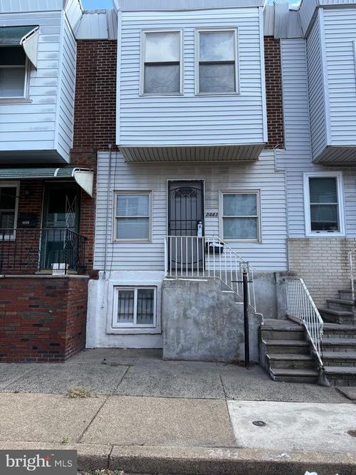 2443 S Lee St, PHILADELPHIA, PA, 19148-4105 | Card Image