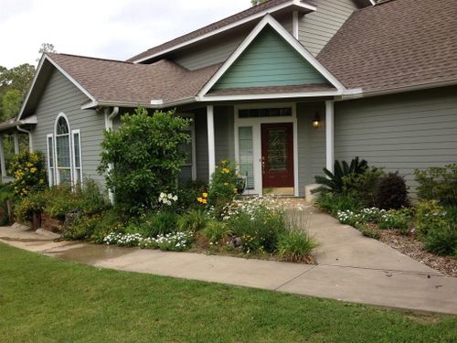 128 W Village Cove Loop, Livingston, TX, 77351-5830 | Card Image