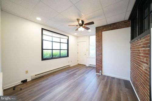 apt-2-402 N Church St, WEST CHESTER, PA, 19380-5409 | Card Image