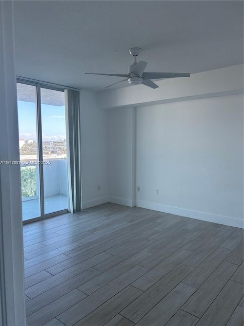 apt-408-7910 Harbor Island Dr, North Bay Village, FL, 33141-3385 | Card Image