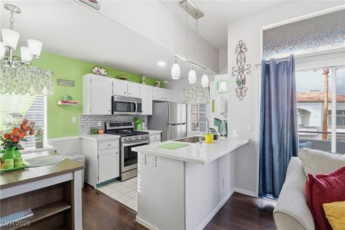 2114-3125 N Buffalo Dr, Las Vegas, NV, 89128-7837 | Card Image