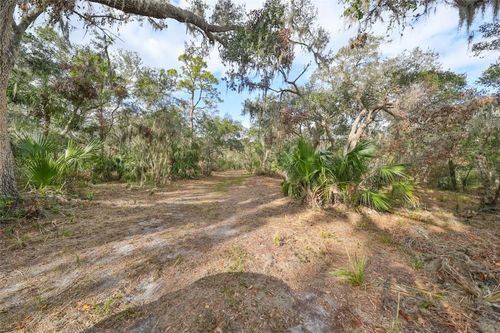 8839 Richmond St, GIBSONTON, FL, 33534-5061 | Card Image