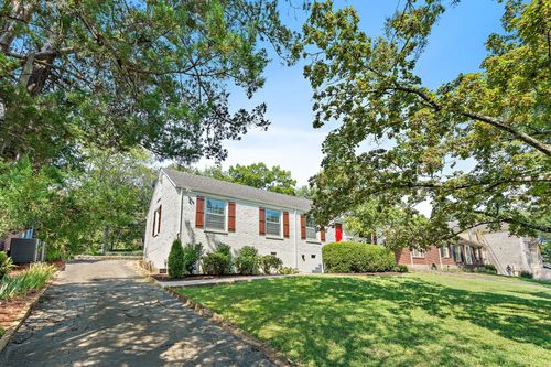 815 Neartop Dr, Nashville, TN, 37205-1317 | Card Image