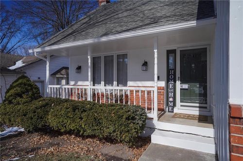 1308 Se 7th St, Lee's Summit, MO, 64063-6435 | Card Image