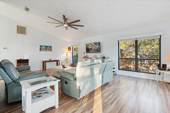 12631 Hodgson Ave, House other with 2 bedrooms, 2 bathrooms and 2 parking in CEDAR KEY FL | Image 7
