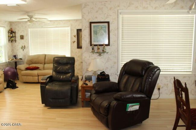 2100 Third Ave, House other with 3 bedrooms, 3 bathrooms and null parking in Sneads FL | Image 35