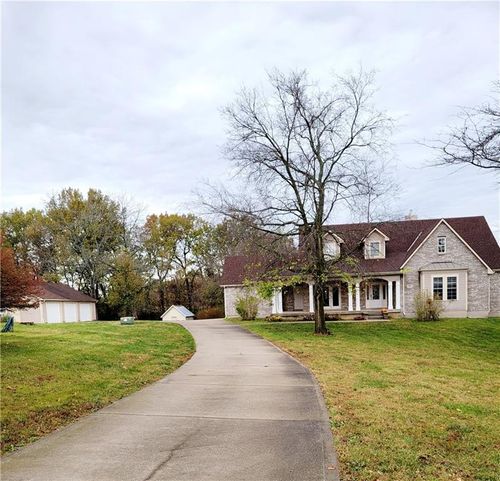 29812 E Major Road, Grain Valley, MO, 64029 | Card Image