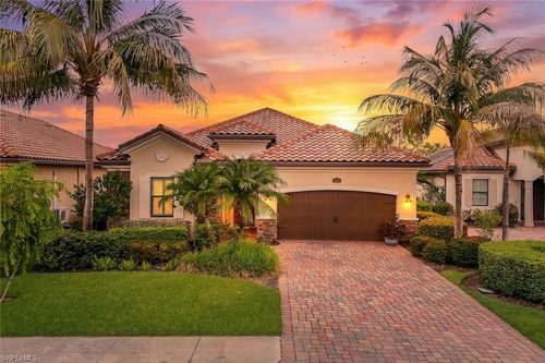 12643 Kinross Ln, NAPLES, FL, 34120-5289 | Card Image