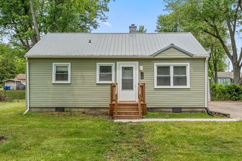 228 Oak St, Crown Point, IN, 46307-2617 | Card Image