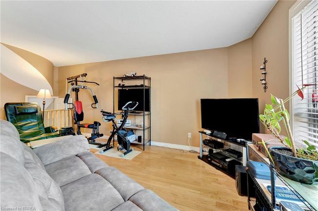 88 Foxborough Dr, Townhouse with 3 bedrooms, 2 bathrooms and 3 parking in Ancaster ON | Image 11