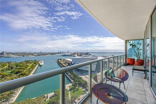 2009-888 Biscayne Blvd, MIAMI, FL, 33132-1550 | Card Image