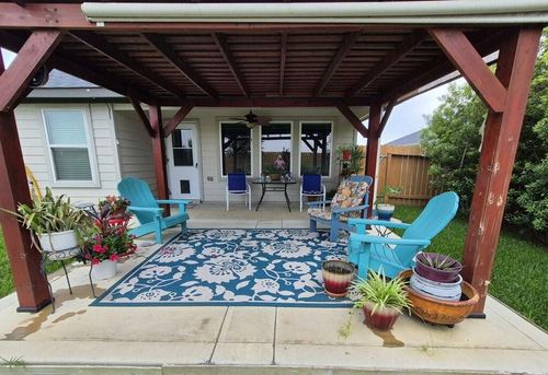 1279 Thornbird Trl, Sealy, TX, 77474-1135 | Card Image
