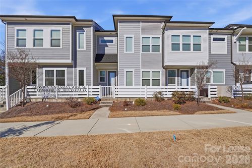 423 Vinroot Alley, Charlotte, NC, 28217 | Card Image