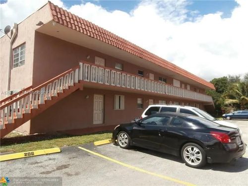 206-7830 Nw 33rd St, Hollywood, FL, 33024-2275 | Card Image