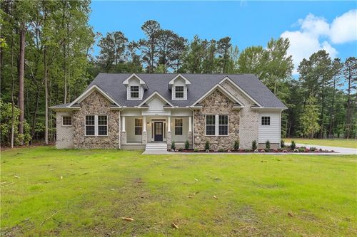 19 Grove Ave, Suffolk, VA, 23434 | Card Image