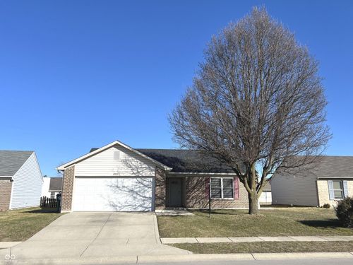 17347 Pine Wood Ln, Westfield, IN, 46074-8940 | Card Image