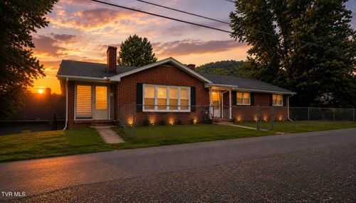 201 Brown St, Appalachia, VA, 24216-2119 | Card Image
